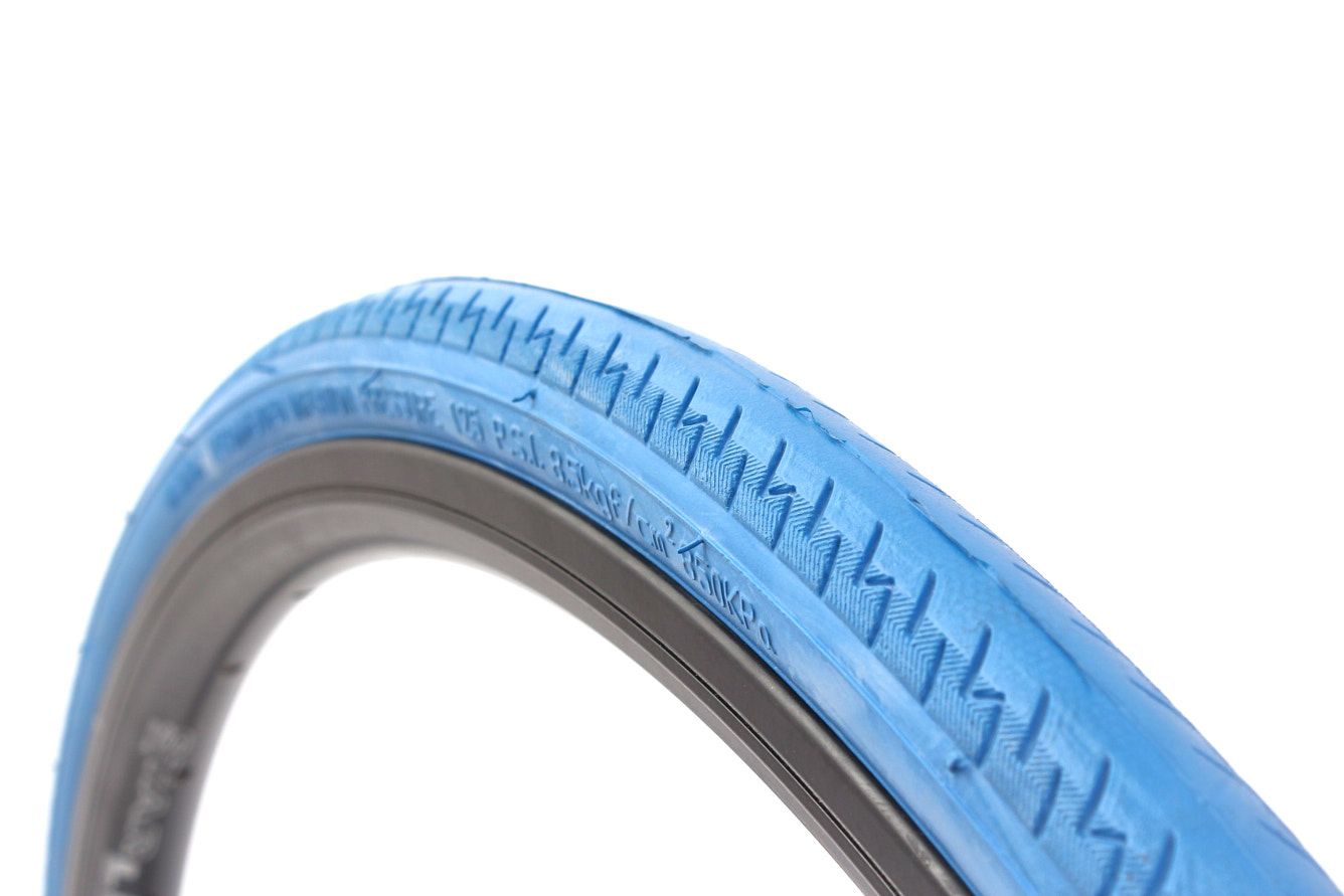 Bicycle tire set KENDA Kontender 28 inch / 700 x 26C + FV inner tube