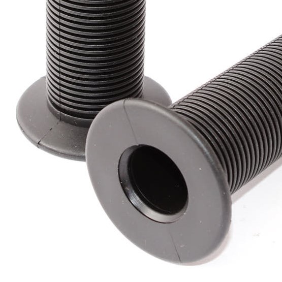 Nahaufnahme Grifföffnung in Schwarz