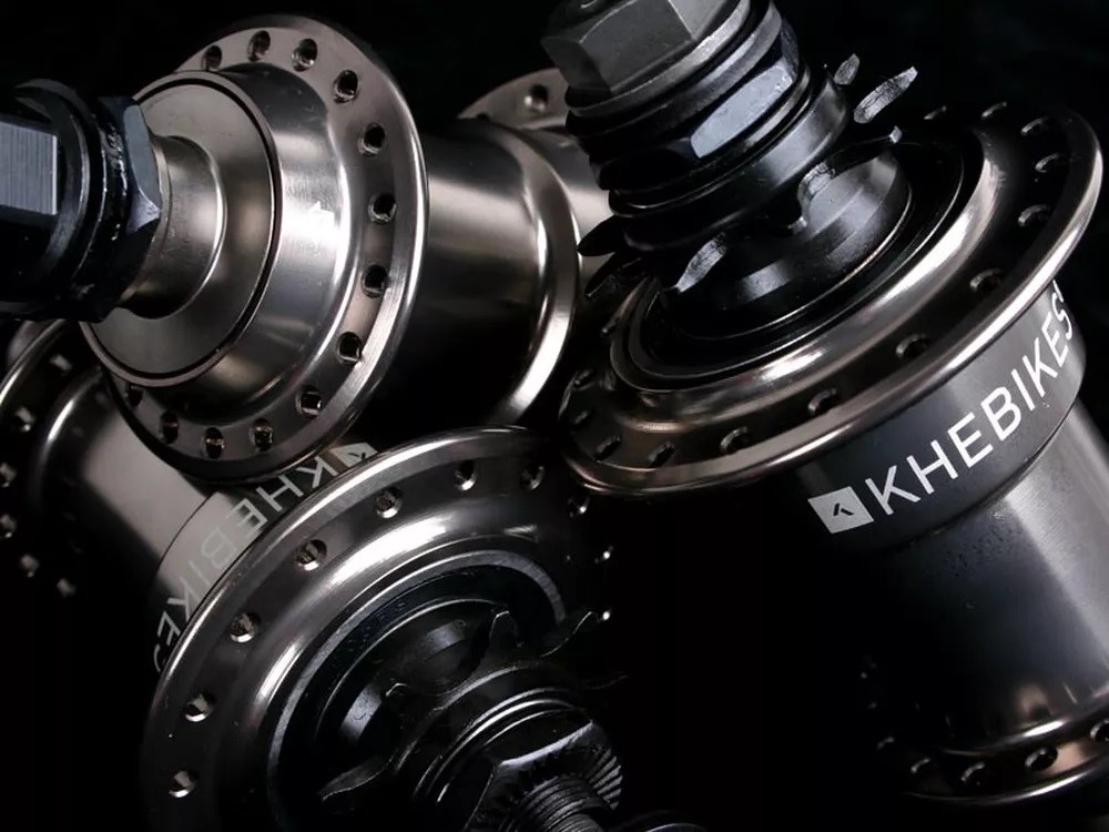 thumbnail_greyhound-web5_(1)