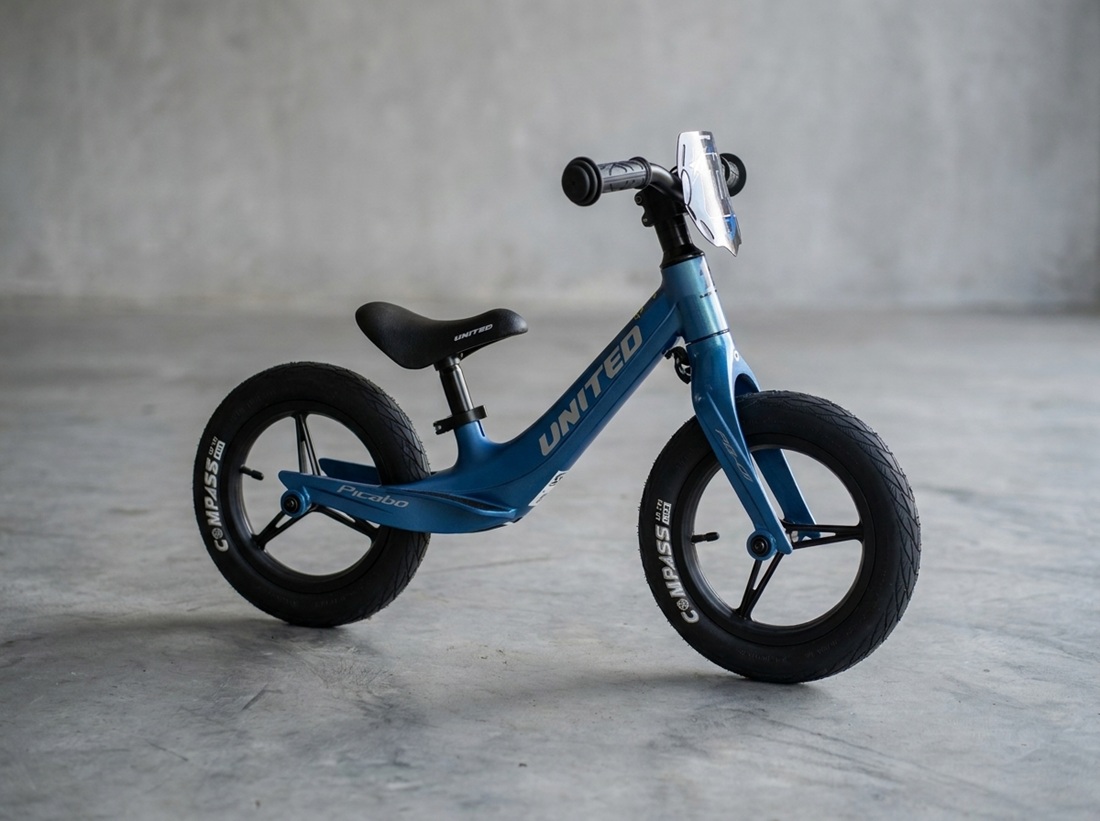 UNITED Pushbike Picabo balance bike 6.4 lbs ultra-light magnesium
